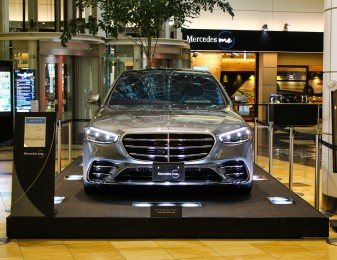 メルセデス ミー 東京羽田 新型S 400 d 4MATIC 展示中